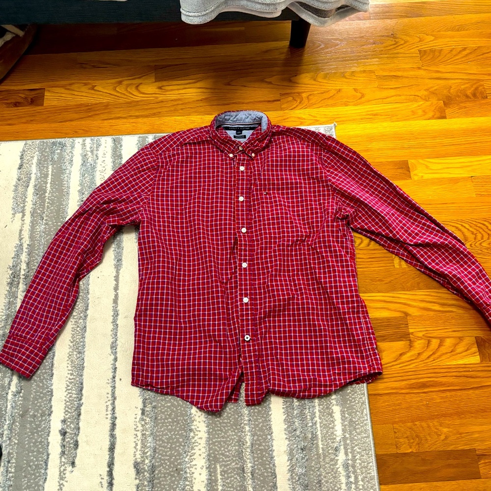 Men’s Large Tommy Hilfiger Long Sleeve Dress-Shirt , Used Good Condition